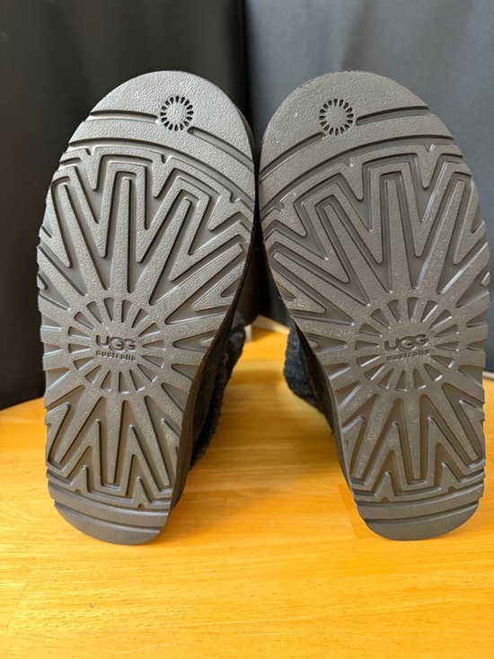 UGG Black Suede Knit Cuff Ankle Boots - Picture 5 of 6